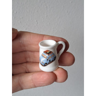 Porselein bierpul met Volkswagen kever, D2xH3cm