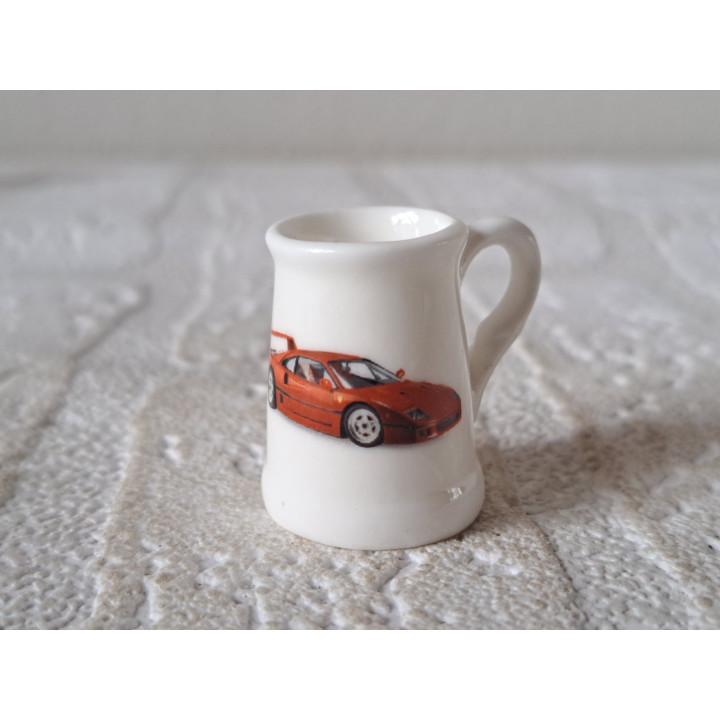 Porselein bierpul met Ferrari F40, D2xH3cm - handgemaakt