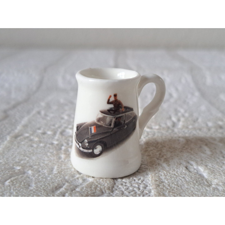 Porselein bierpul met Citroen DS 21 présidentielle, D2xH3cm - handgemaakt
