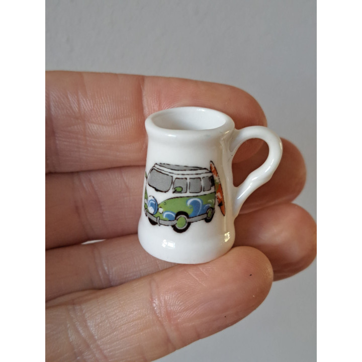 Porselein bierpul, Volkswagen bus met surfplank, D2xH3cm grn