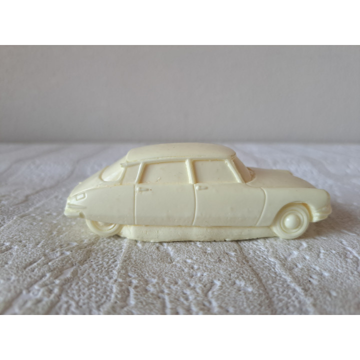 Citroen DS 19 gietmodel, kunsthars 11x4x3.5cm - handgemaakt
