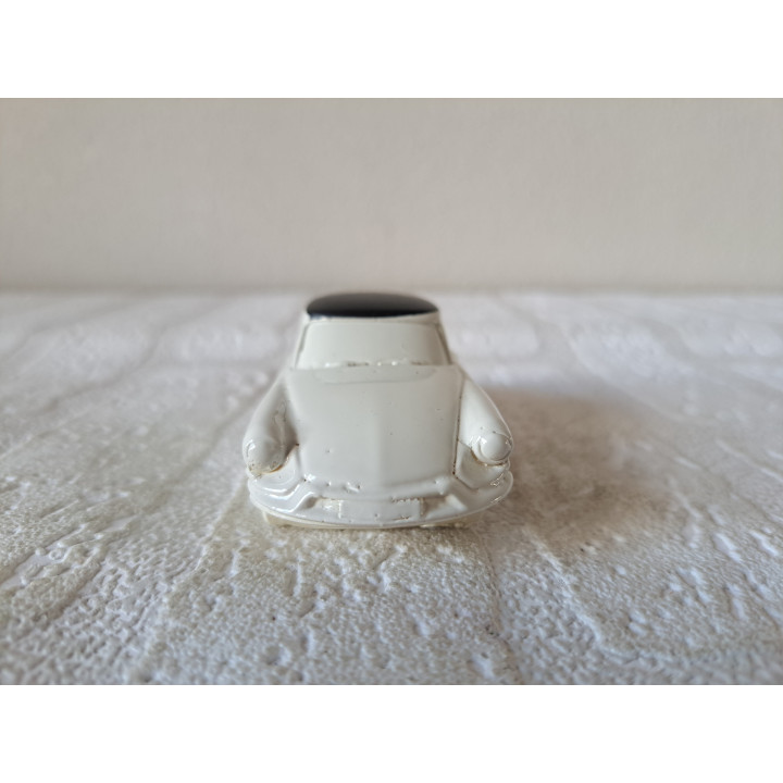 Citroen DS 19 gietmodel geschilderd, kunsthars 11x4x3.5cm - handgemaakt