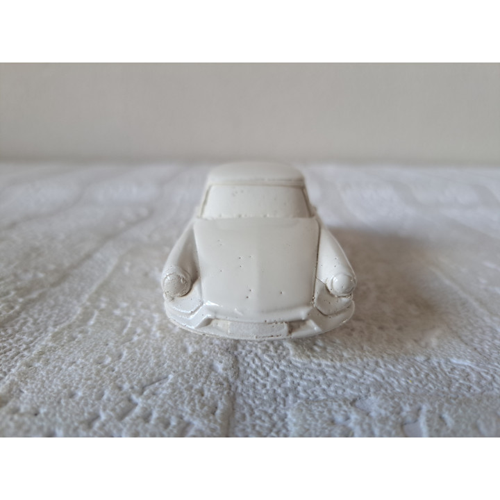 Citroen DS 19 gietmodel half geverfd, Keramisch gips 11x4x3.5cm - handgemaakt