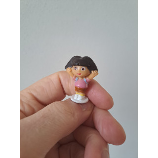 Dora the Explorer, Viacom 2005, kunststof 2.5x1.5x3.5cm