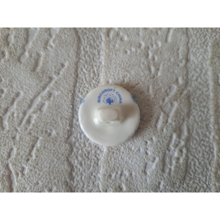 Porselein knoop, Pinguin met zwemband Birchcroft D2.5xH1.5cm - Verzamelobject