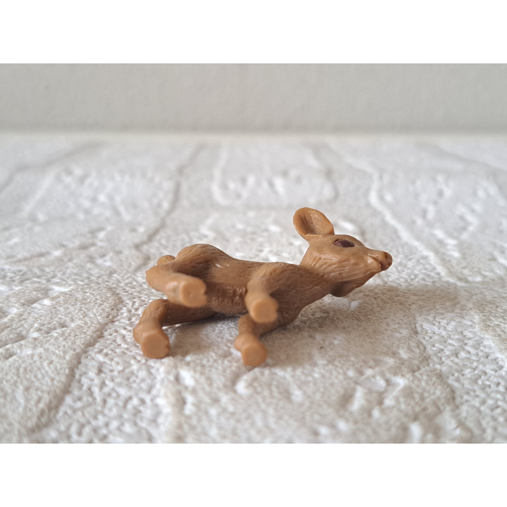 Reekalfje, MEG 1996, rubber 4x1.5x4cm - dierfiguren