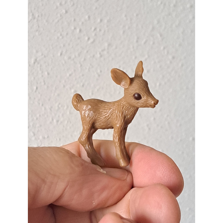 Reekalfje, MEG 1996, rubber 4x1.5x4cm