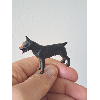 Doberman hond, rubber 5.5x1.5x4cm