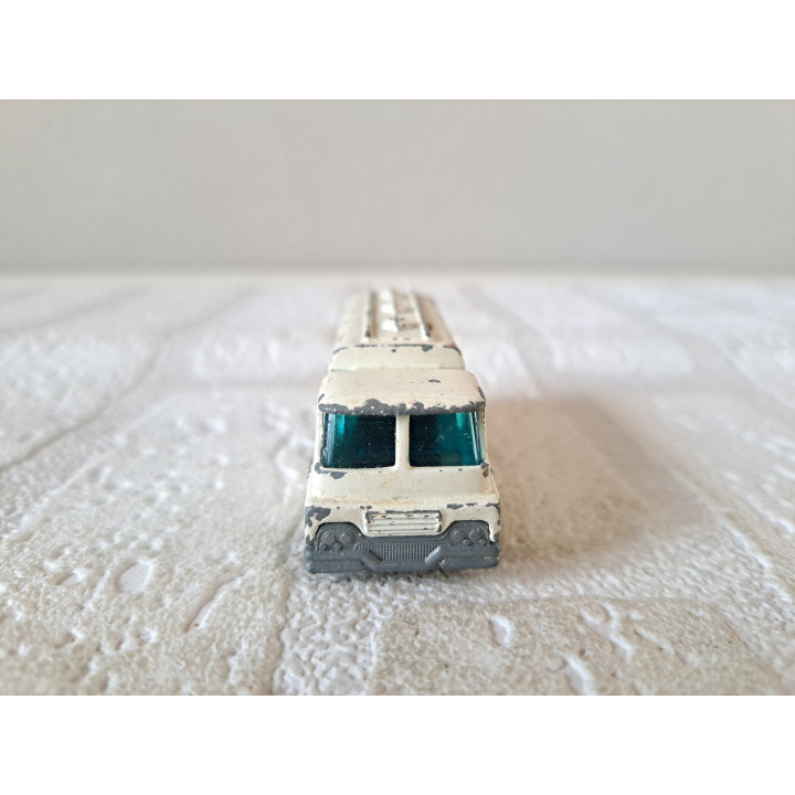 Guy motors Warrior tankwagen MILK 1:64 Husky models (2) - modelauto