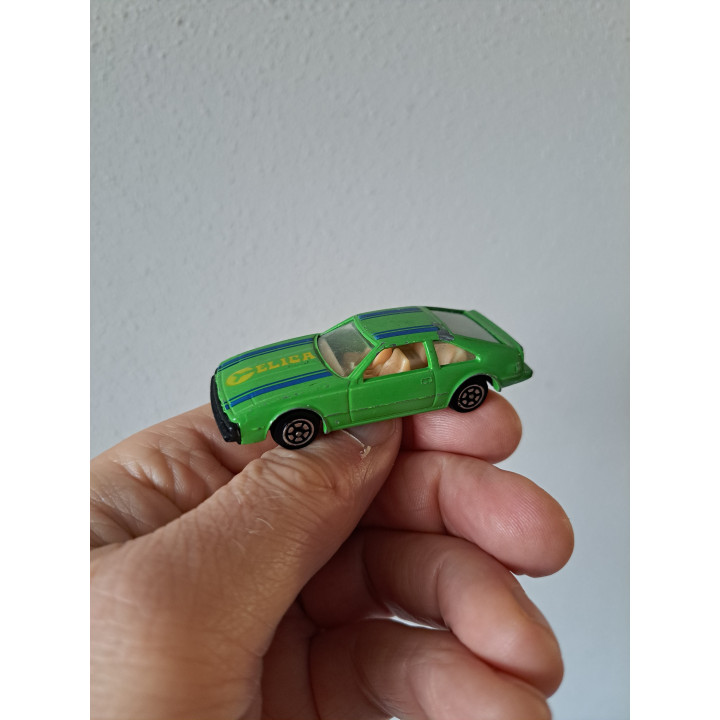 Toyota Celica Supra 1:64 Yatming (2)
