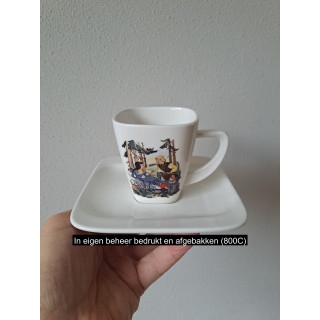 Kop en schotel sprookje Sneeuwwitje, porselein 14x14x8.5cm