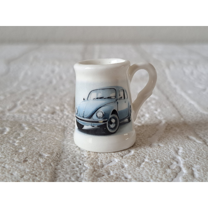 Porselein bierpul, Volkswagen kever, D2xH3cm - handgemaakt