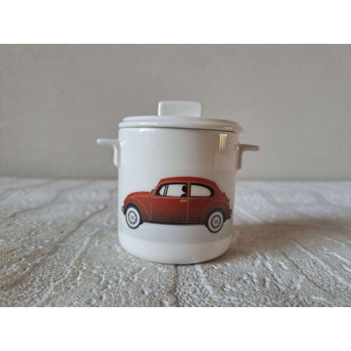 Suikerpotje met Volkswagen kever oldtimer, porselein D7xH8cm - handgemaakt