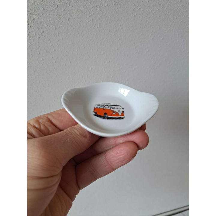 Amuseschaal donker oranje Volkswagen bus, porselein 9x7x2cm - handgemaakt