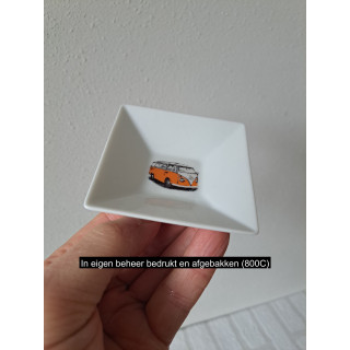 Amuse schaaltje met oranje Volkswagen bus 8x8x2.5cm