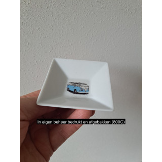 Amuse schaaltje met blauwe Volkswagen bus 8x8x2.5cm