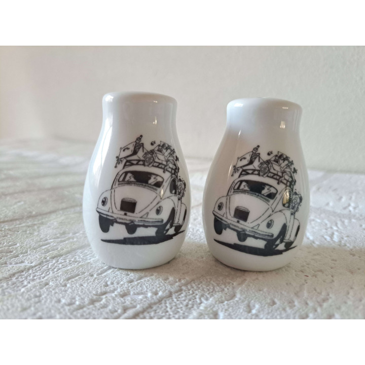 Volkswagen kever peper en zoutstel, porselein D4xH6.5cm - peper en zoutstellen