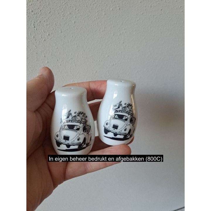 Volkswagen kever peper en zoutstel, porselein D4xH6.5cm