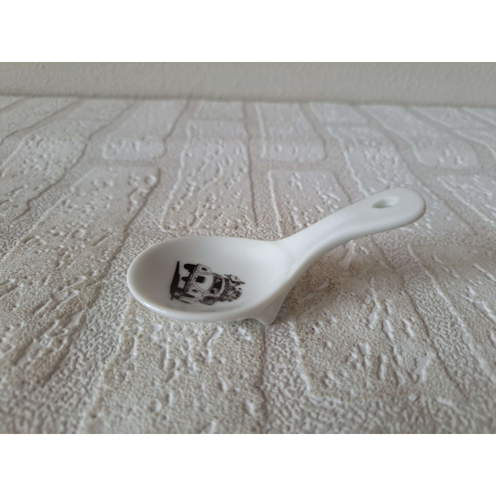 Amuselepel met Volkswagen kever, porselein 10x5x5cm - handgemaakt