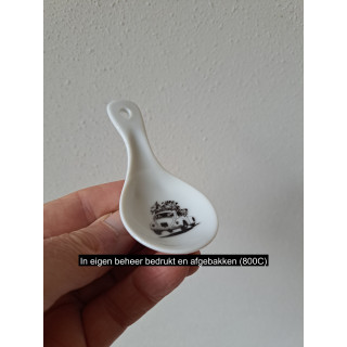 Amuselepel met Volkswagen kever, porselein 10x5x5cm