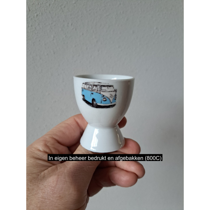 Eierdopje met blauwe Volkswagen bus, porselein D4.5xH6cm
