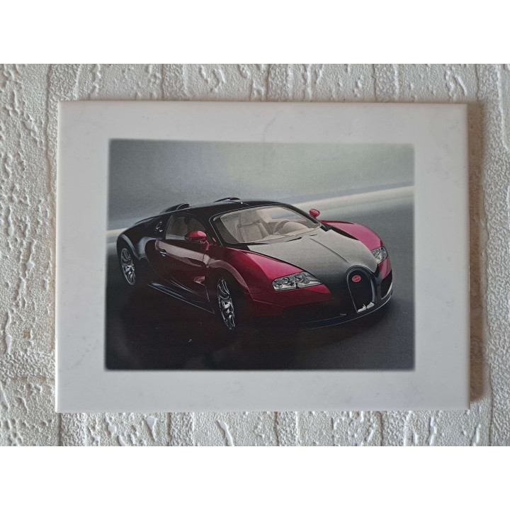 Wandtegel met Bugatti Veyron, aardewerk 20x15x0.5cm - handgemaakt