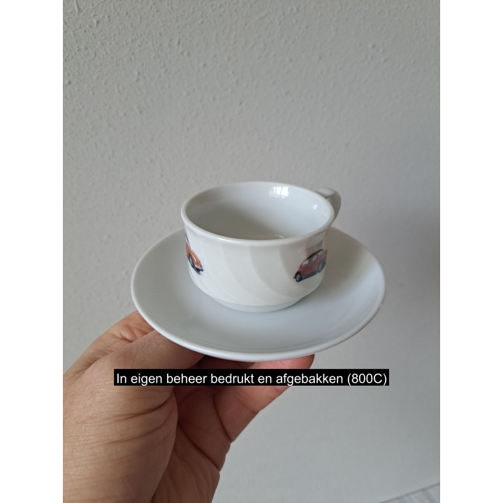 Kop en schotel Volkswagen kever, porselein D11.5xH4.5cm