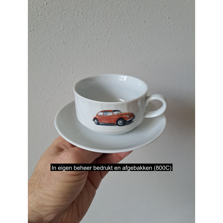 Kop en schotel Volkswagen kever, porselein D14.5xH6cm