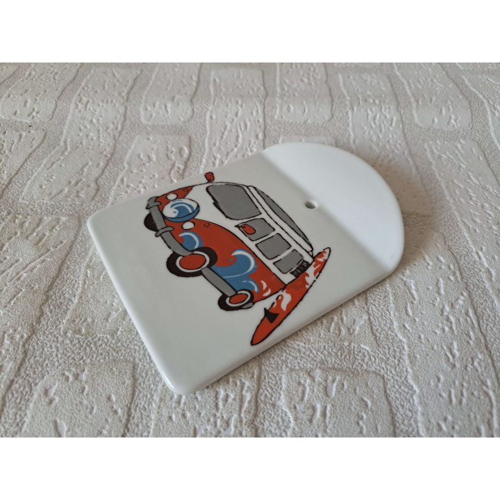 Kaasplank Volkswagen met surfplank, porselein 12.5x16cm rn - handgemaakt