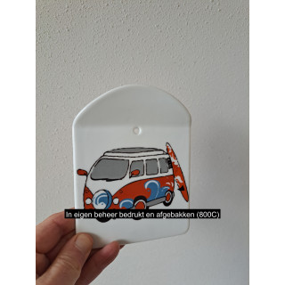 Kaasplank Volkswagen met surfplank, porselein 12.5x16cm rn