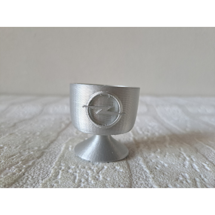 Eierdopje met Opel logo, ABS D4.5xH4.5cm - handgemaakt