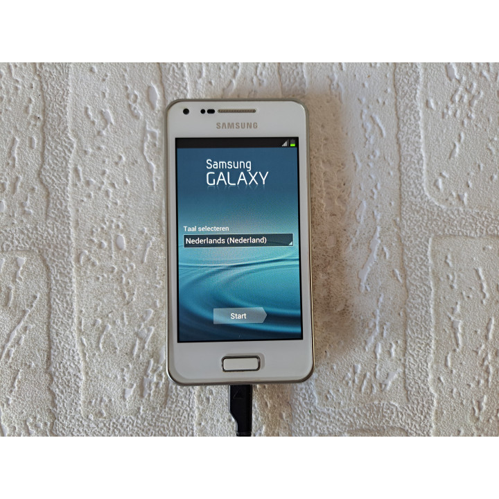 Samsung Galaxy S-Advance GT-i9070 White 2012 - Smartphone