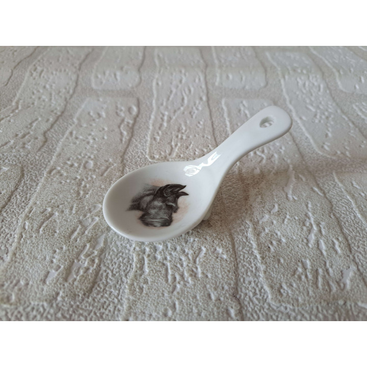 Amuselepel met Schnauzer hond, porselein 10x5x5cm - handgemaakt