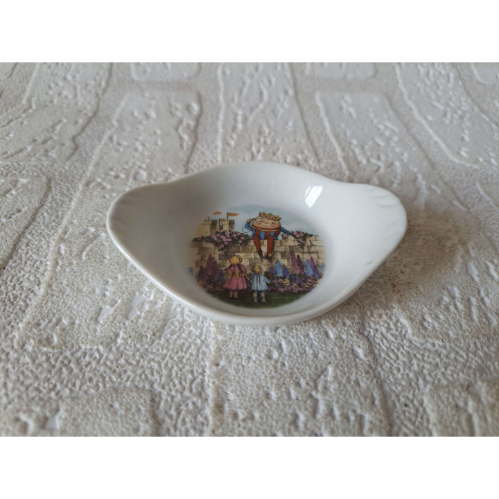 Amuseschaal Humpty Dumpty sat on a wall, porselein 9x7x2cm - handgemaakt