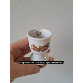 Eierdopje met rozen bloemen, porselein D5xH7cm