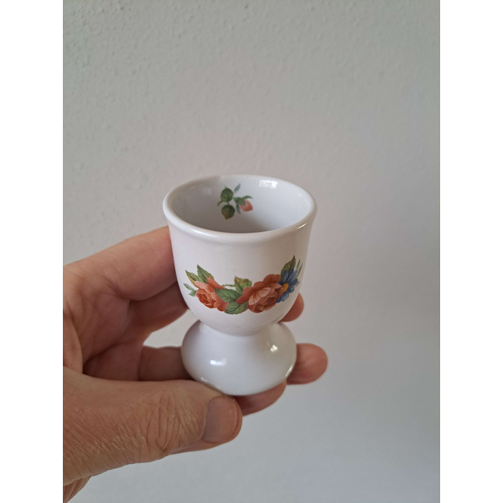 Eierdopje met rozen bloemen, porselein D5xH7cm - handgemaakt