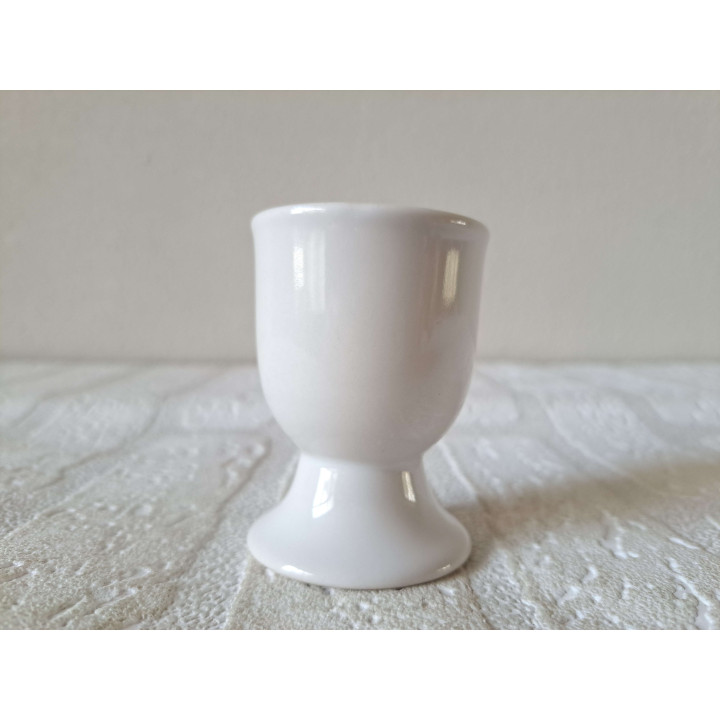 Eierdopje met Chihuahua  hond, porselein D5xH7cm - handgemaakt