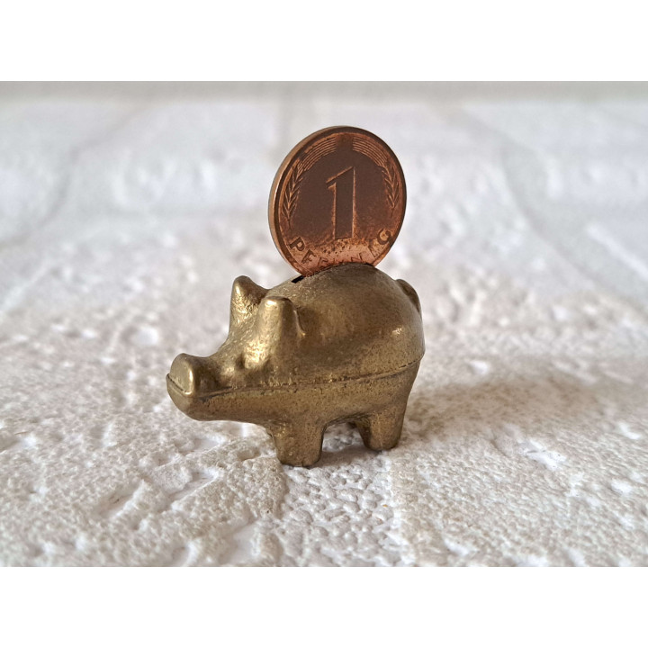 Geluksvarken van koper met 1 Pfennig in rug 3x1.5x3cm - dierfiguren