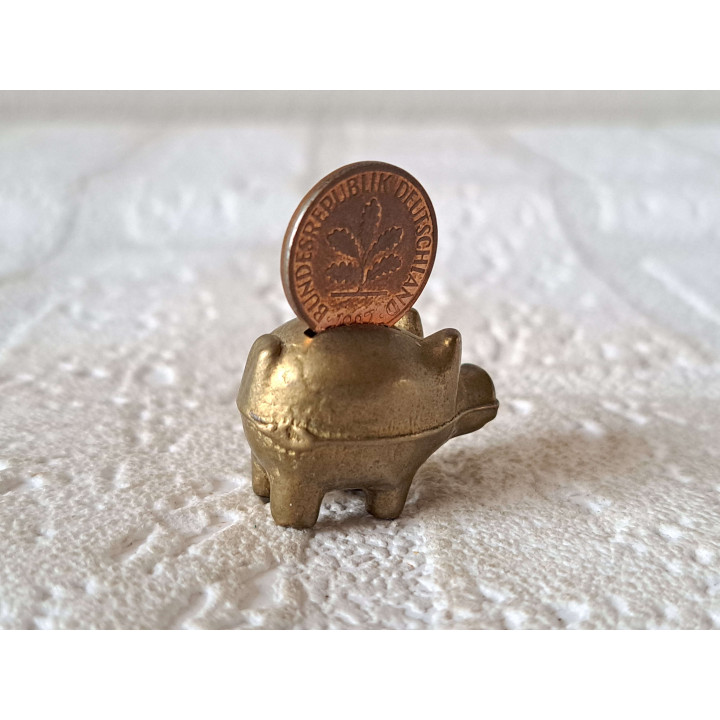 Geluksvarken van koper met 1 Pfennig in rug 3x1.5x3cm - dierfiguren