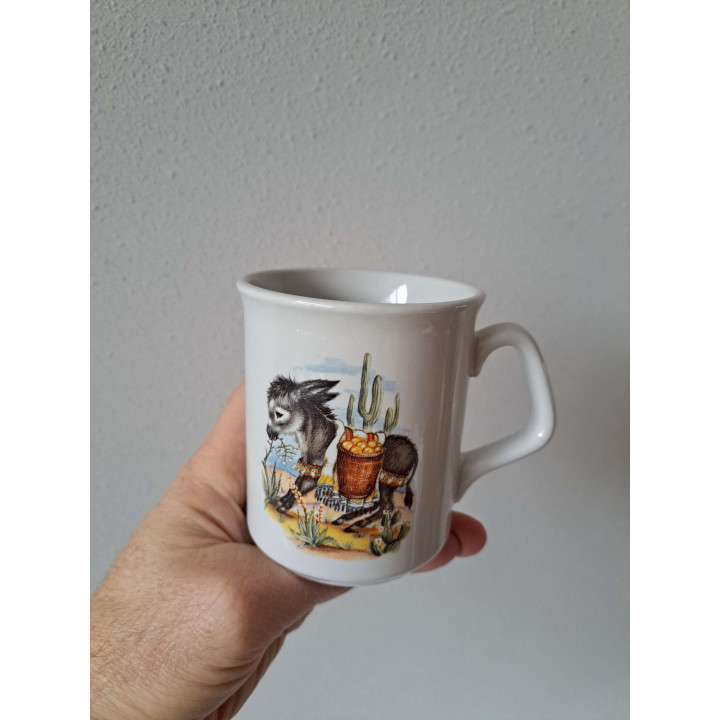 Beker mok met ezel en mandje, porselein D8xH10cm - handgemaakt