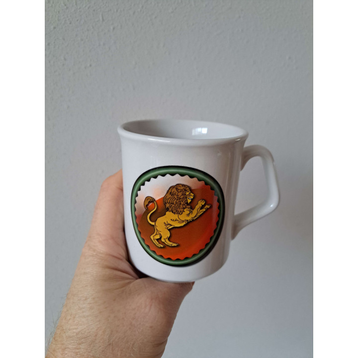 Beker mok sterrenbeeld Leeuw, Porselein D8xH9.5cm - handgemaakt