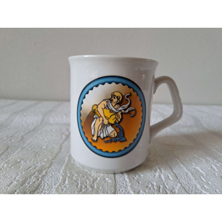 Beker mok sterrenbeeld Waterman, Porselein D8xH9.5cm - handgemaakt