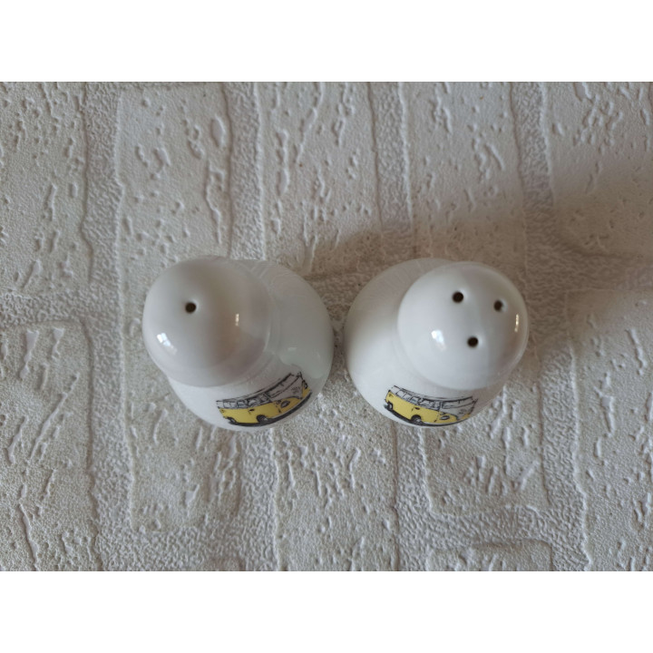 Volkswagen bus peper en zoutstel porselein D5.5xH8cm gl - peper en zoutstellen