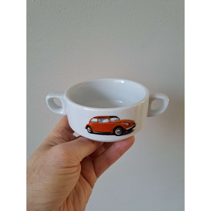 Soepkom met Volkswagen kever, porselein D10xH5cm  - handgemaakt