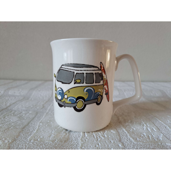 Beker mok met Volkswagen en surfplank, porselein D8xH10cm gn - handgemaakt