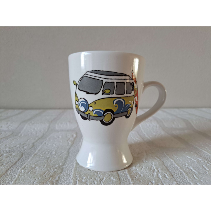 Beker mok Volkswagen en surfplank, porselein D8xH11.5cm gn - handgemaakt