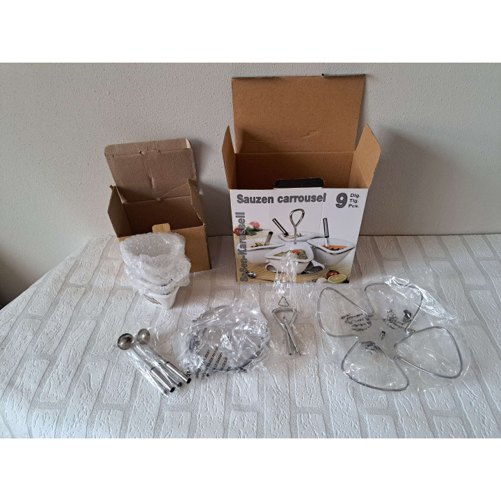 Sauzen carrousel met Volkswagen camper, porselein D24xH20cm - handgemaakt