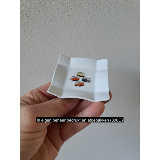 Amuse schaaltje met Volkswagen bussen, porselein 8x8x1.5cm