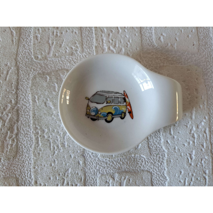 Amuseschaal met Volkswagen met surfplank, porselein 9x7x2cm - handgemaakt