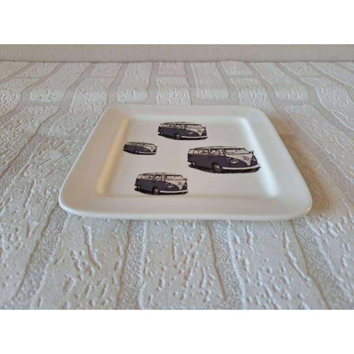 Ontbijtbord met blauwe Volkswagen bus, porselein 17x17cm - handgemaakt